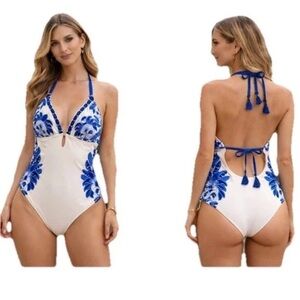 Cupshe Vintage Floral Halterneck Low Back One piece Swimsuit Vacation Large NWT